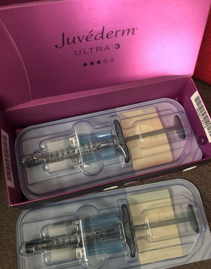 HYLACROSS technology refers to the use of high-concentration hyaluronic acid in a highly cross-linked process to produce a homogeneous, particle-free gel that has a highly cohesive three-dimensional structure.